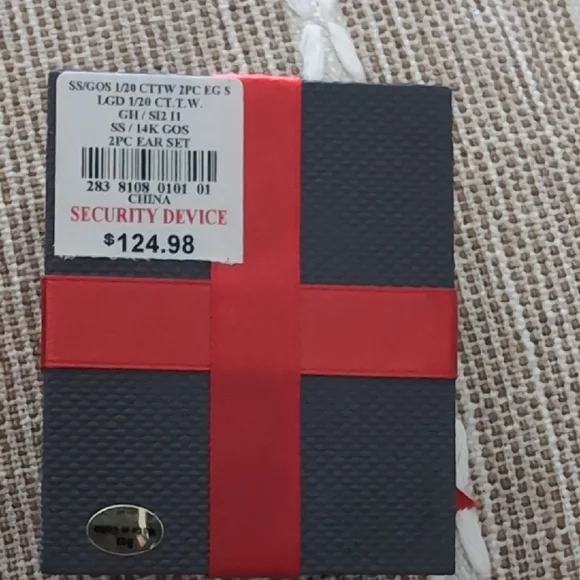 Gold Hoop Earrings with Lab Grown Diamonds - Picture 7 of 7